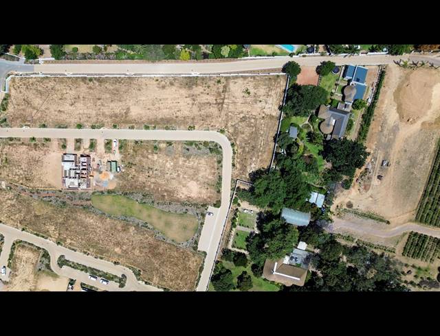 883M² VACANT LAND FOR SALE IN COURTRAI